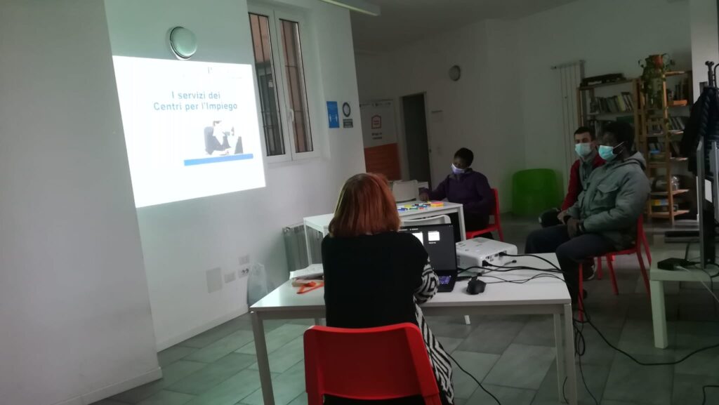 “INSIDE AUT – Reti e sentieri verso l’integrazione”: a Varese un laboratorio sul lavoro 1 inisde aut varese