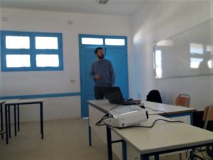 Presentazione del progetto “Berberina in Tunisia” presso la facoltà di Scienze e Tecnologie di Sidi Bouzid 1 Foto 1 articolo 2 300x225 1