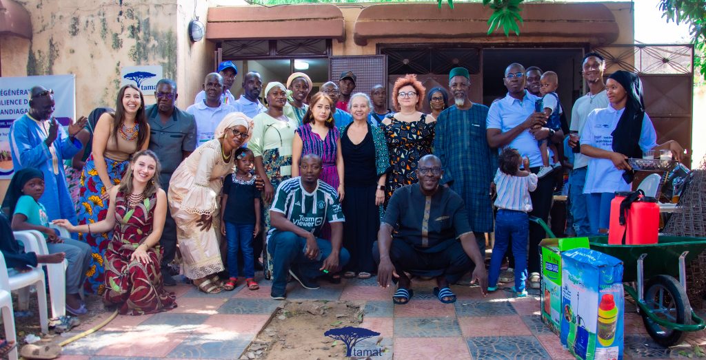 Evento di sensibilizzazione per la sicurezza alimentare in Mali nell’ambito del progetto REPAS MALI 1 REPAS MALI evento ottobre 2024 Bamako foto di gruppo 1