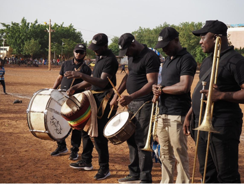 Basket e calcio: due finali per la giornata di sensibilizzazione giovanile e selezione dei beneficiari in “Sene Ni Soro” a Bamako 4 image 5