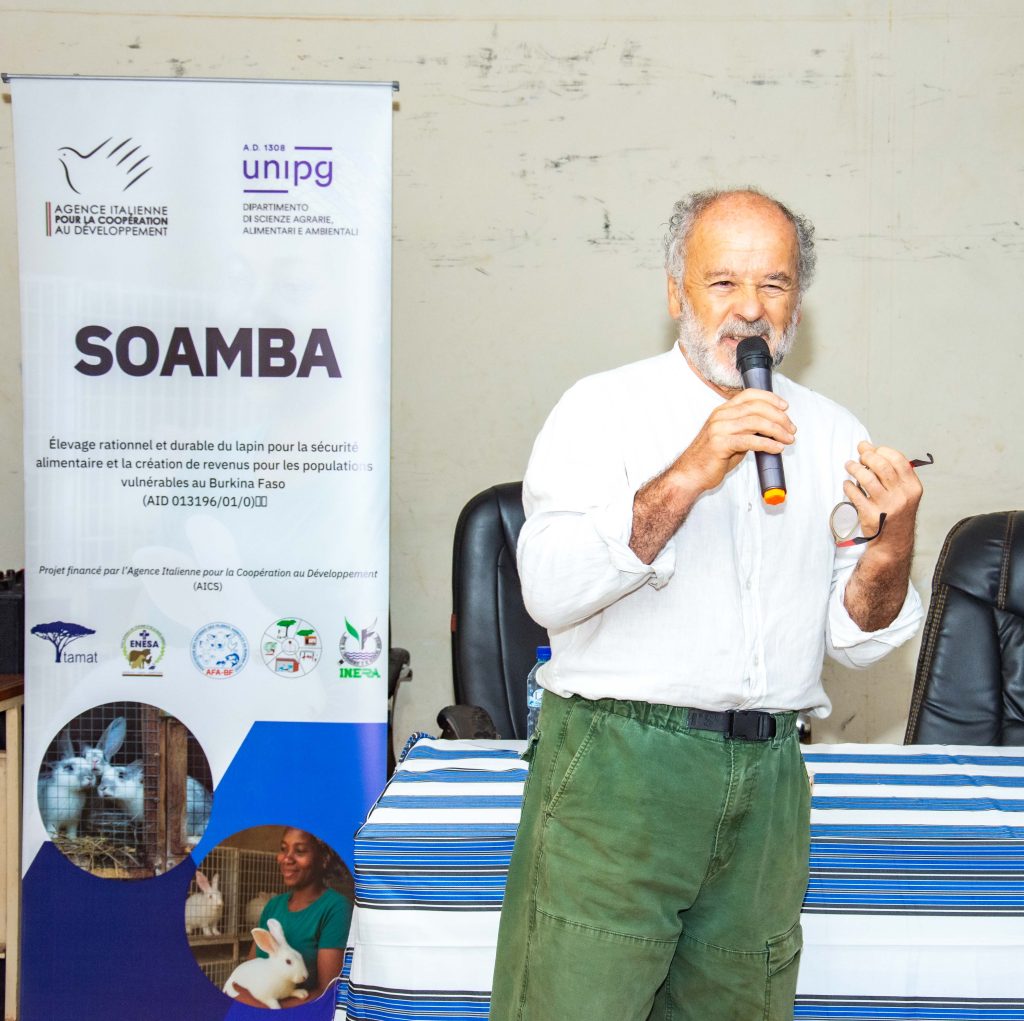 Il DSA3 dell'Università degli Studi di Perugia in Burkina Faso per un progetto sui conigli  4 250801 Burkina Faso Soamba Evento 40